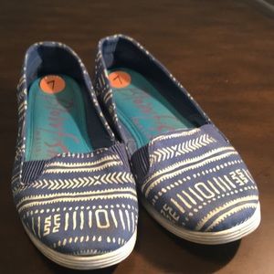 Blowfish flats Sz 7.